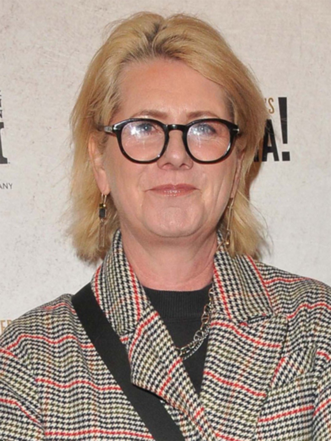 Famous Female Presenters | List of Top Female Presenters (Page 8)